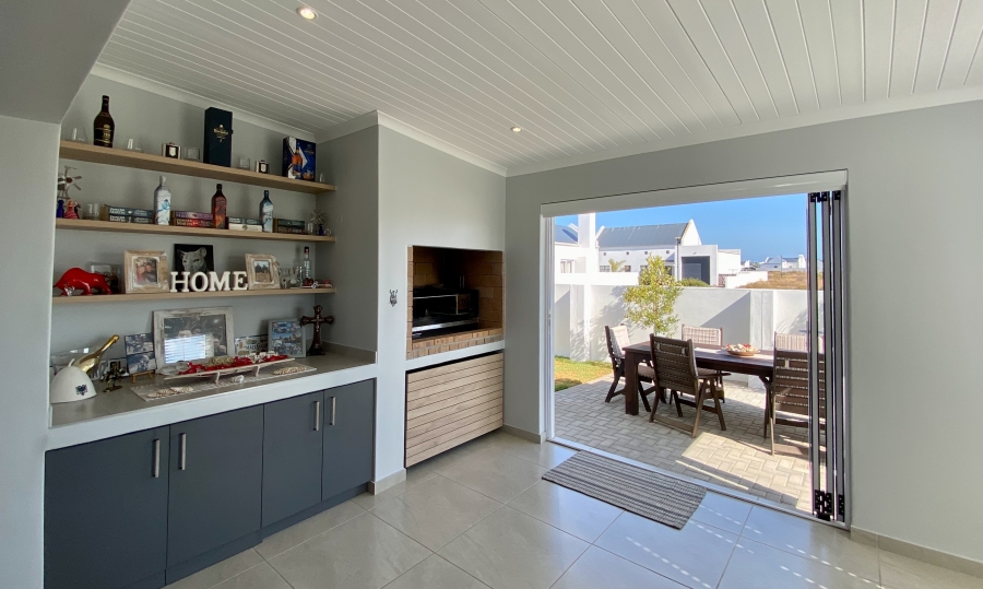 3 Bedroom Property for Sale in Atlantic Waves Estate Western Cape